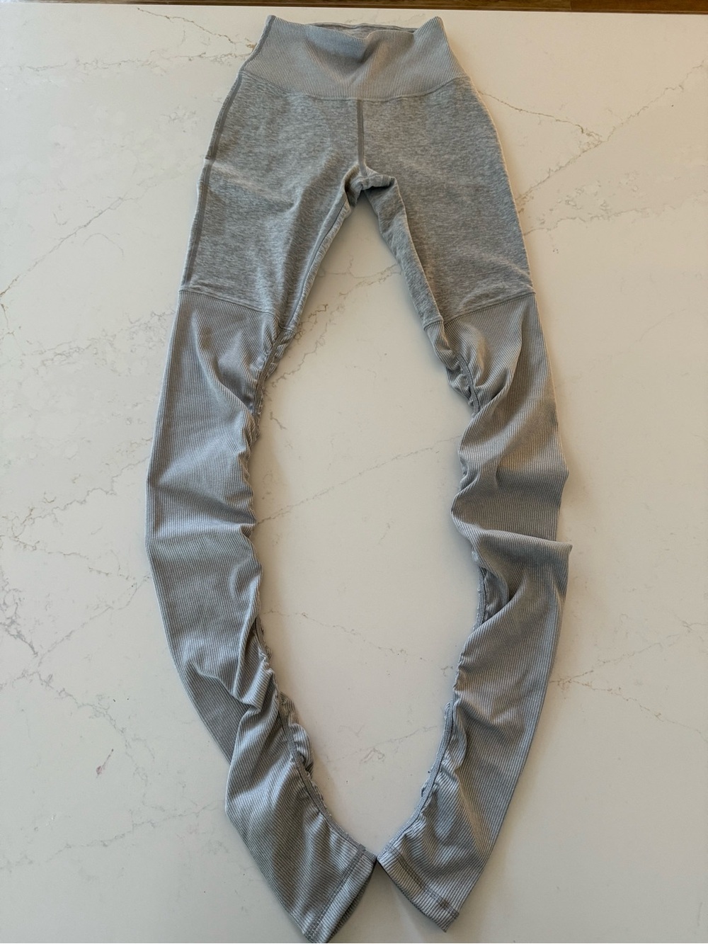 ALO Yoga Light Gray Ruched Leggings (models color is different, see my photos) - Picture 2 of 6